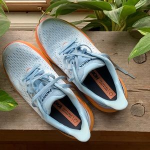 HOKA Womens Clifton 8 Running Shoes SIZE: 8 COLOR: Summer Song / Ice Flow